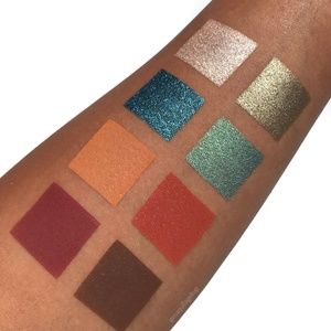 Alamar Makeup - Alamar Reina Del Caribe Eyeshadow Palette Alamar Makeup - Alamar Reina Del Caribe Eyeshadow Palette